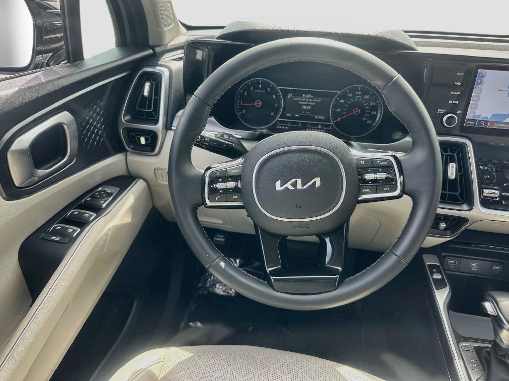 Certified 2022 Kia Sorento S FWD image 22