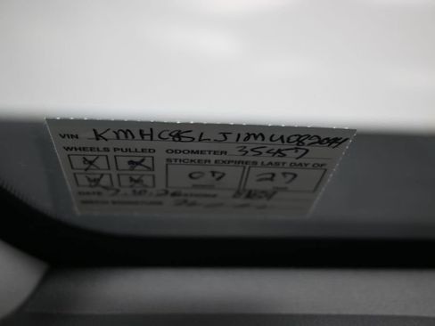 Used 2021 Hyundai Ioniq Limited FWD image 12