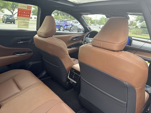 New 2025 Toyota Crown Signia w/ Advanced Technology Package image 31