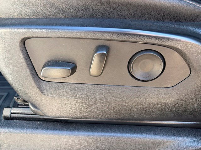 Used 2024 Chevrolet Silverado 2500 LTZ AWD/4WD image 18