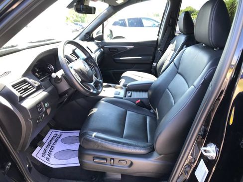 Certified 2023 Honda Passport EX-L image 4