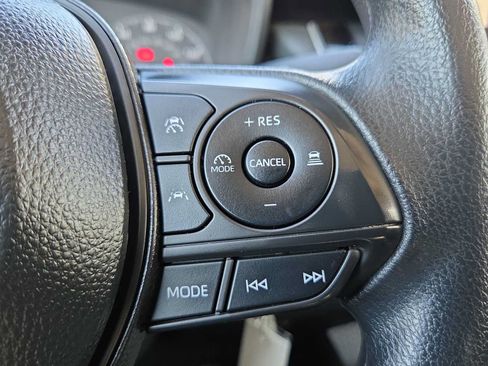Used 2025 Toyota Corolla LE FWD image 24
