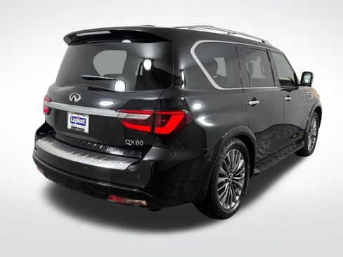Used 2018 INFINITI QX80 4WD w/ Driver Assistance Package image 7