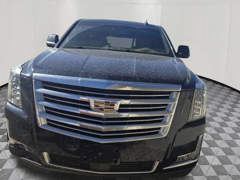 Used 2017 Cadillac Escalade ESV Platinum AWD/4WD image 20