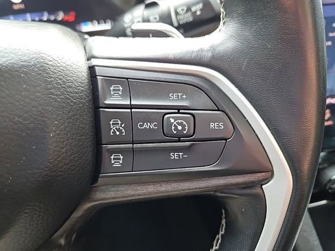 Used 2021 Jeep Grand Cherokee L Limited image 17