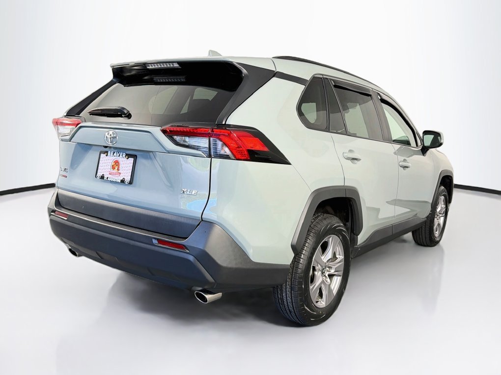 Used 2022 Toyota RAV4 XLE FWD image 10