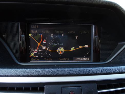 Used 2011 Mercedes-Benz E 350 4MATIC Sedan image 14