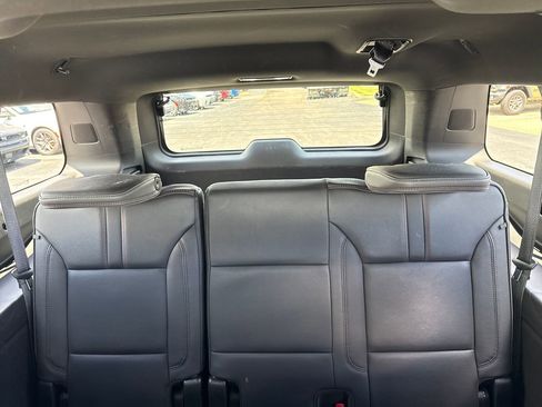 Used 2024 Chevrolet Suburban RST w/ Luxury Package AWD/4WD image 14