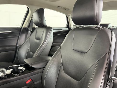 Used 2014 Ford Fusion Titanium image 30