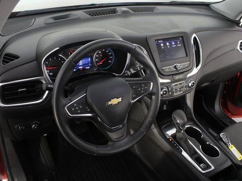 Used 2024 Chevrolet Equinox LT w/ LPO, Floor Liner Package image 8