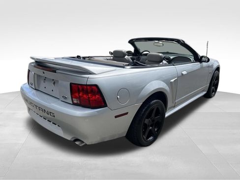 Used 2000 Ford Mustang GT RWD image 5