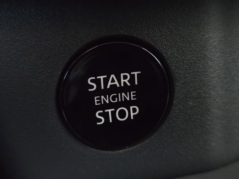 Used 2026 Nissan Rogue S image 28