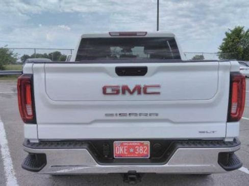 Used 2025 GMC Sierra 1500 SLT AWD/4WD image 6