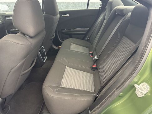 Used 2022 Dodge Charger SXT w/ Driver Convenience Group image 14