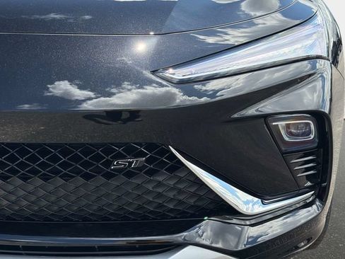 New 2026 Buick Envista Sport Touring w/ Convenience I Package FWD image 9