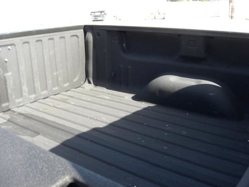 Used 2011 GMC Sierra 1500 SLE w/ Regional Value Package RWD image 14