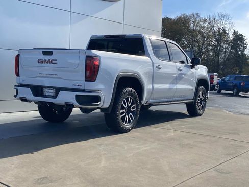 Used 2023 GMC Sierra 1500 AT4 w/ AT4 Premium Package image 4