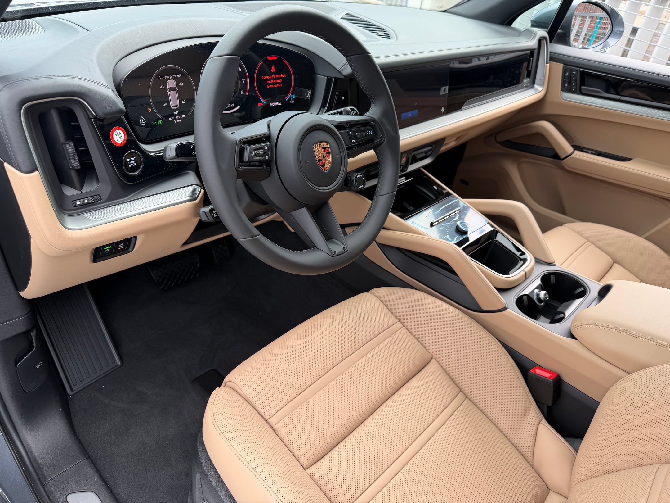 Certified 2026 Porsche Cayenne AWD/4WD image 4