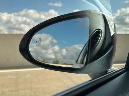 Used 2022 Hyundai Sonata Limited image 19