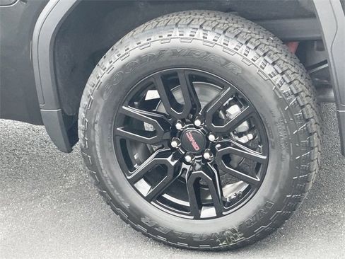 New 2026 GMC Sierra 1500 Elevation image 33