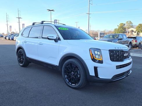 Used 2022 Kia Telluride EX w/ EX Premium Package image 7