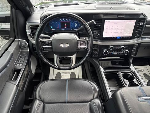 Used 2025 Ford F250 Platinum AWD/4WD image 22