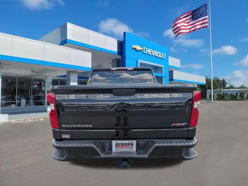 Used 2021 Chevrolet Silverado 1500 RST w/ Bed Protection Package AWD/4WD image 4
