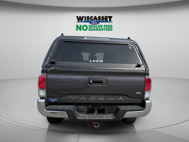 Used 2021 Toyota Tacoma TRD Off-Road AWD/4WD image 27