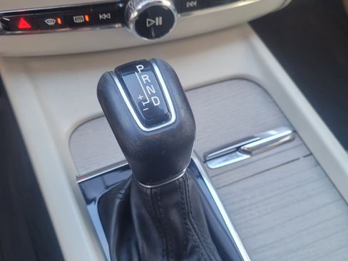 Used 2018 Volvo XC60 T5 Inscription image 24