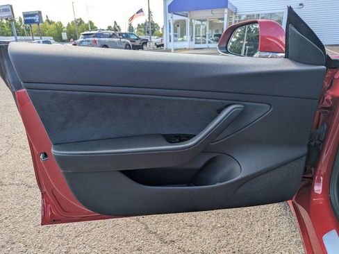 Used 2019 Tesla Model 3 Standard Range Plus RWD image 10