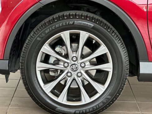 Certified 2018 Toyota RAV4 Limited image 26