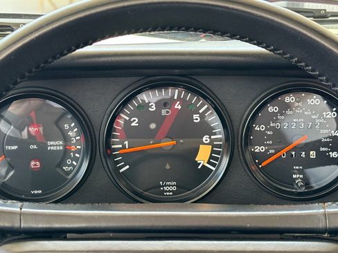 Used 1989 Porsche 911 Speedster RWD image 19