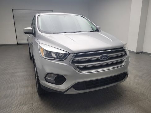 Used 2019 Ford Escape SE image 14