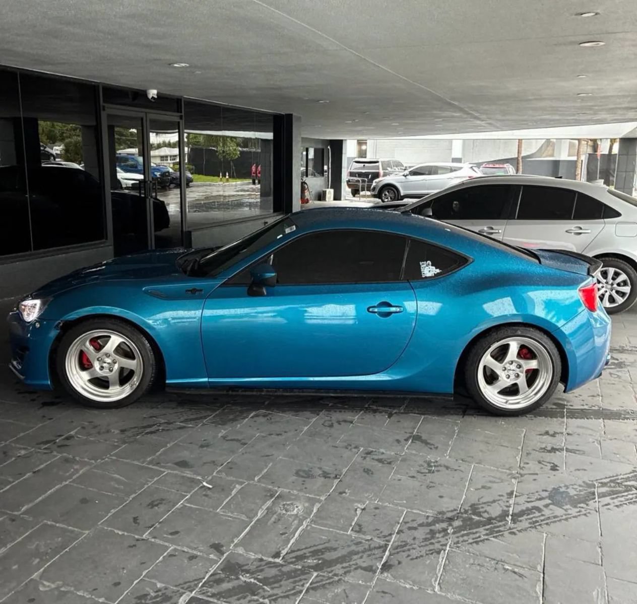 Used 2013 Scion FR-S RWD image 2