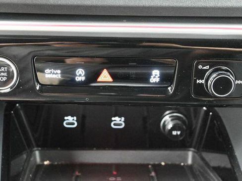 Certified 2025 Audi Q5 Premium w/ Convenience Package AWD/4WD image 23