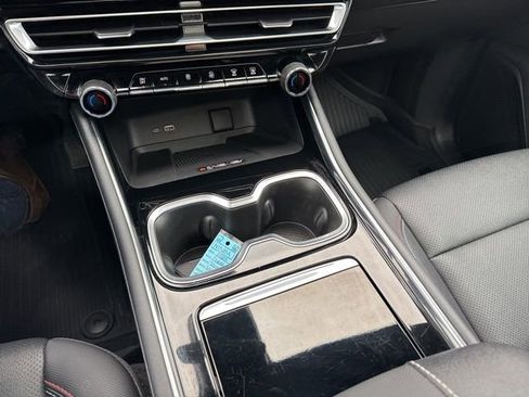 Used 2025 Chevrolet Traverse Z71 w/ Driver Confidence Package image 63