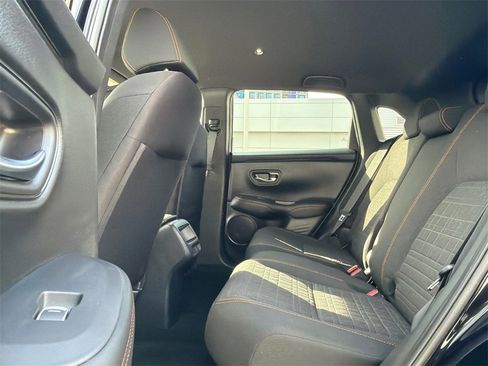 Used 2023 Honda HR-V Sport image 14
