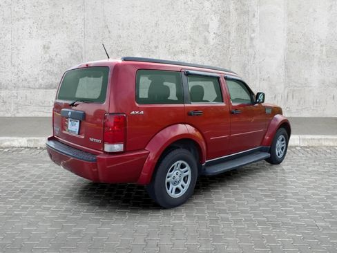 Used 2009 Dodge Nitro SE AWD/4WD image 9