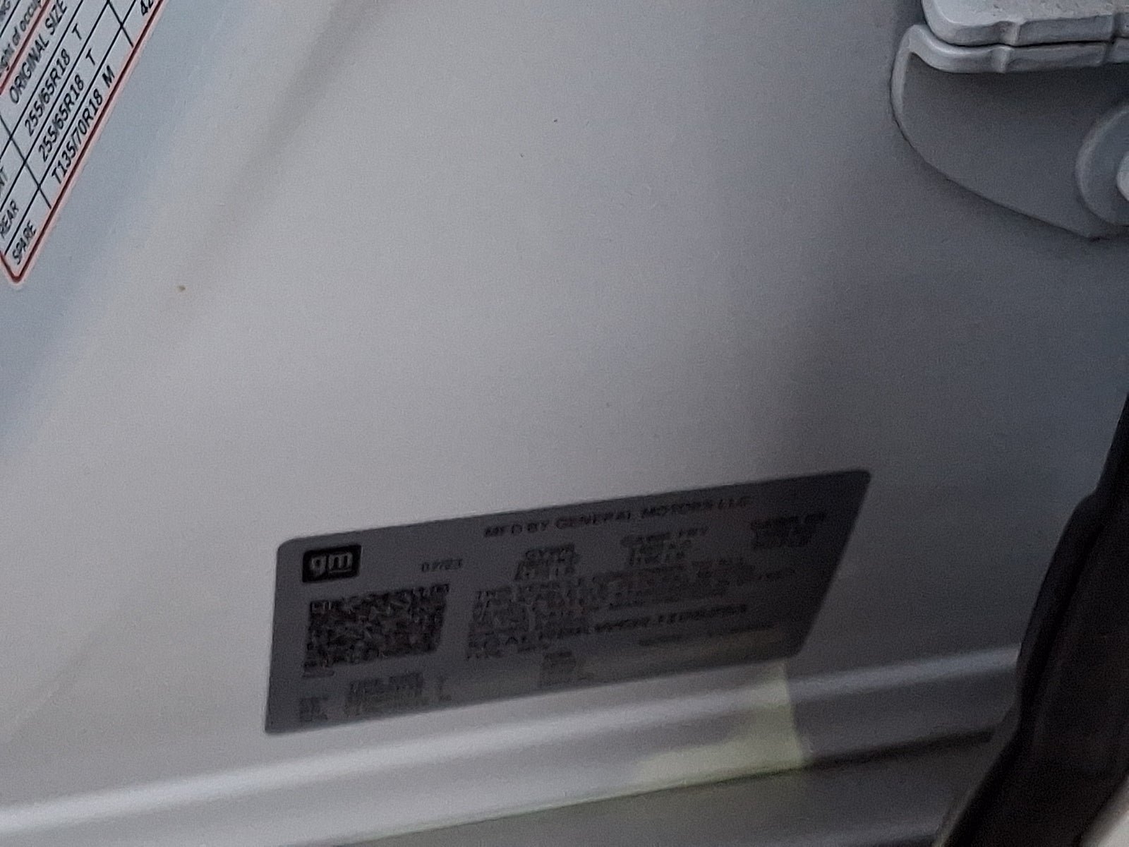 Used 2024 Buick Enclave Essence FWD image 28