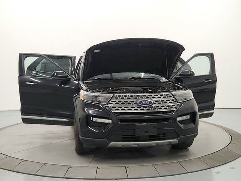 Used 2021 Ford Explorer Limited AWD/4WD image 10