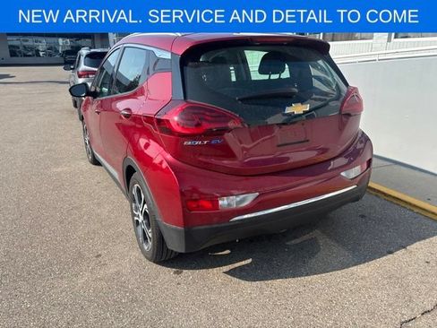 Used 2020 Chevrolet Bolt Premier w/ Infotainment Package FWD image 10