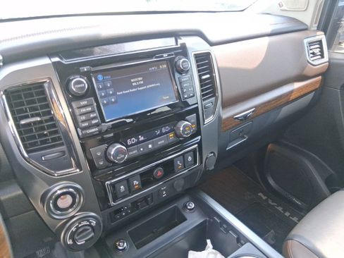 Used 2016 Nissan Titan Platinum Reserve AWD/4WD image 10