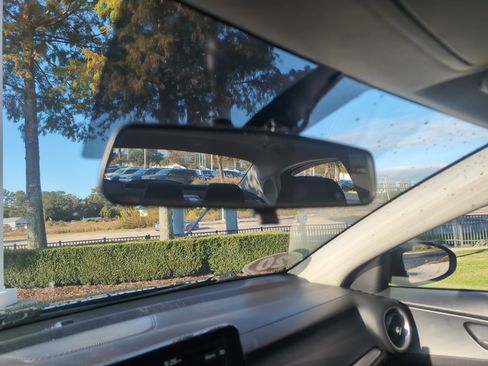 Used 2020 Kia Forte LXS image 26