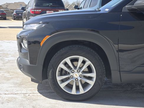 Used 2021 Chevrolet TrailBlazer LS image 9