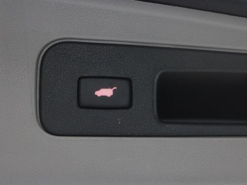 Used 2016 Honda Odyssey EX-L image 18