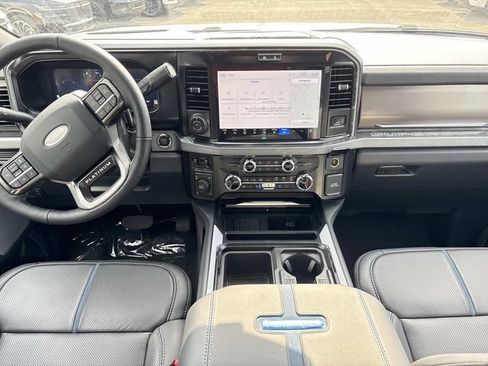 New 2026 Ford F250 Platinum AWD/4WD image 16