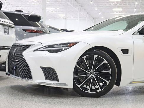 Used 2022 Lexus LS 500h AWD w/ Luxury Package image 2