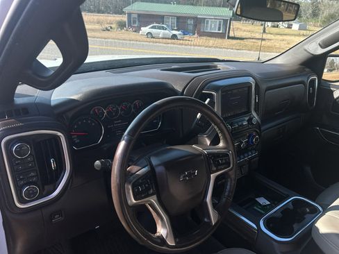 Used 2020 Chevrolet Silverado 1500 RST w/ All-Star Edition image 15