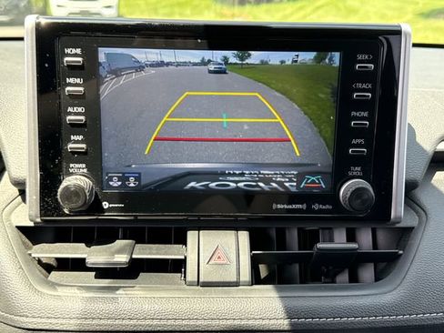 Used 2021 Toyota RAV4 XLE w/ Convenience Package AWD/4WD image 30