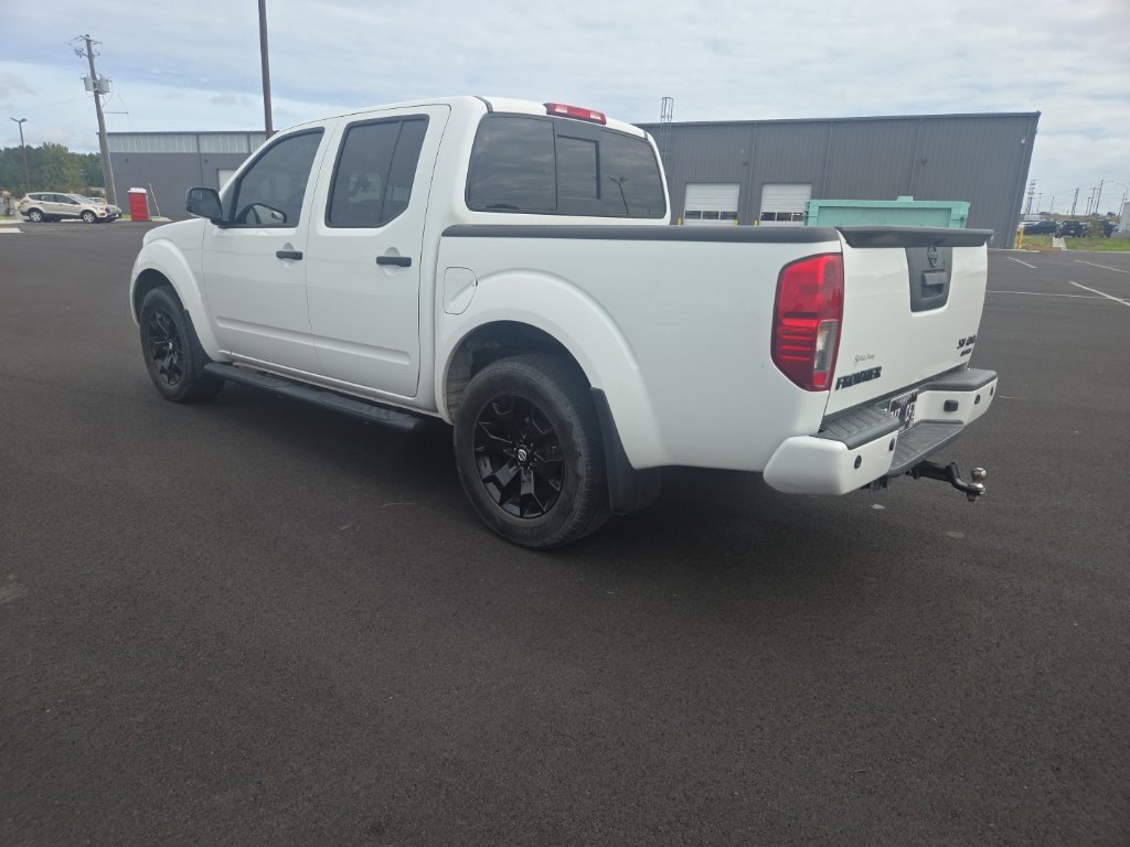 Used 2021 Nissan Frontier SV w/ Midnight Edition Floor Mats AWD/4WD image 15